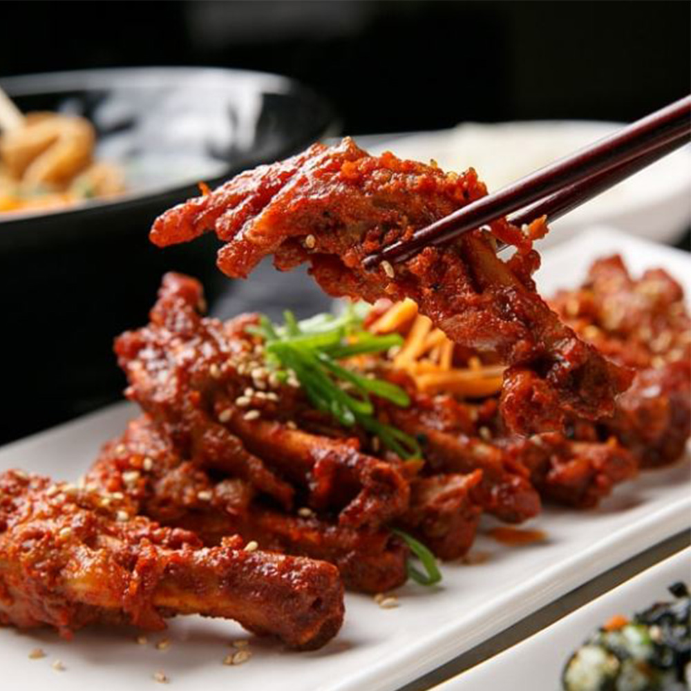 꼬들꼬들 직화 닭발 맛있는 튤립 매콤 쫄깃한 양념 불맛