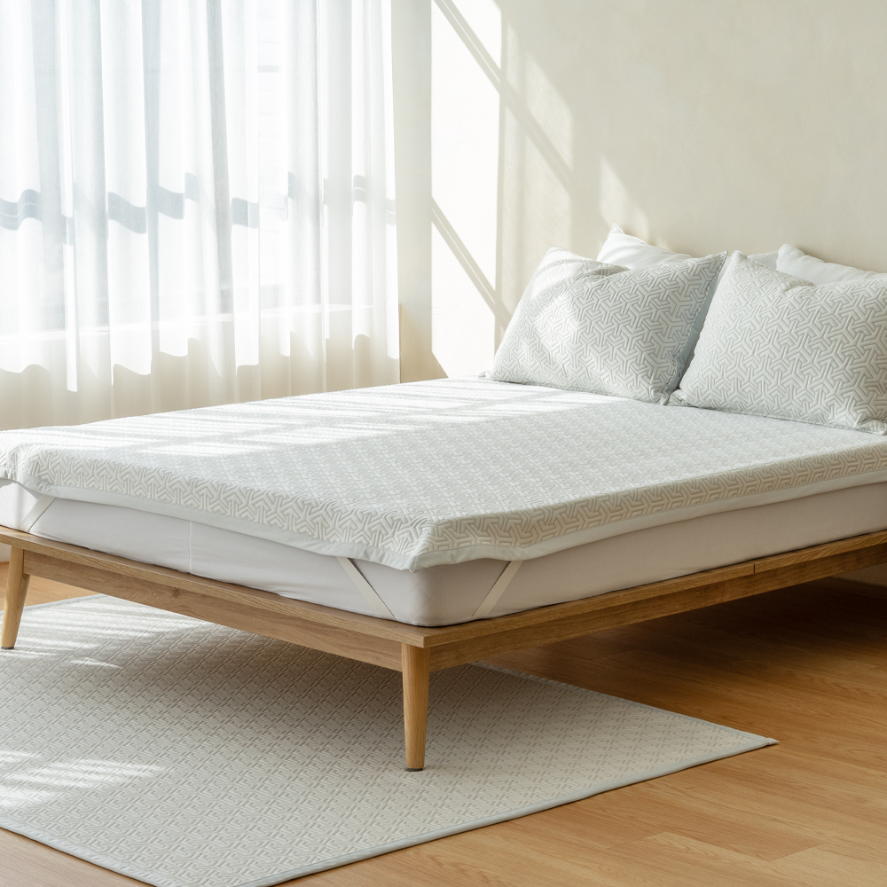 듀라론 쿨 냉감 밴드형 여름 침대 냉감패드 타입A/지오(ZIO), Q.K(퀸.킹겸용)