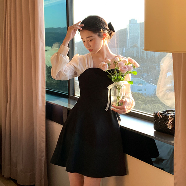 브에르 2기장 시스루소매 하트넥 배색 플레어 원피스 op15936 - 상품 이미지