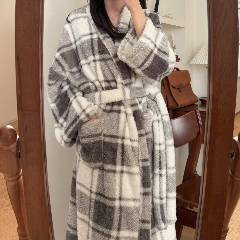 B급상품 극세사로브 수면 가운 커플 남자 샤워 그레이 체크 목욕 잠옷 - 메인 이미지