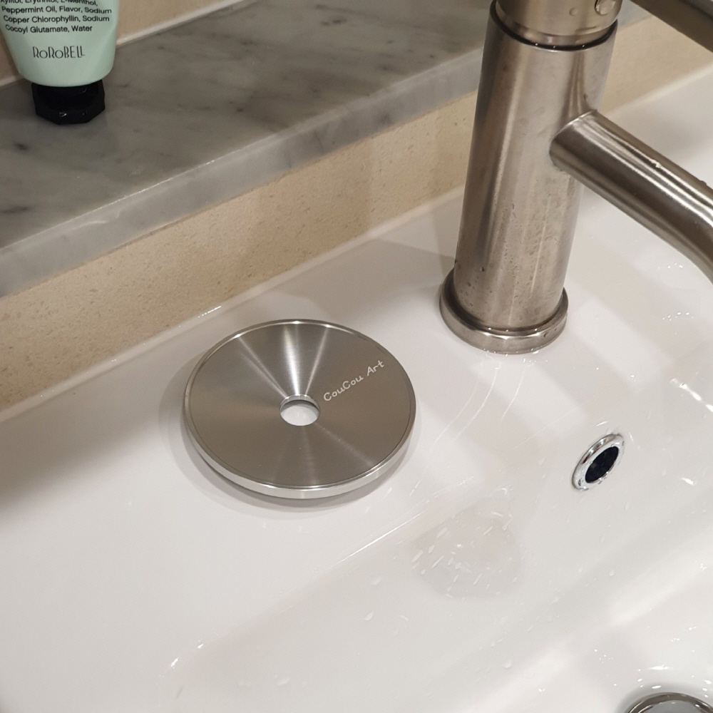 위씨 We.C 원형 비누 받침대 메탈 홀더 무타공 샴푸바 걸이 친환경 거치대