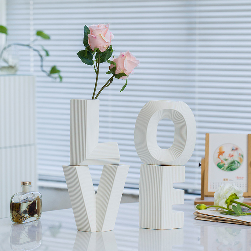 LOVE 인테리어 도자기 화병 꽃병 화이트 세라믹 집들이선물 인테리어장식소품 장식품 - 상세 이미지 5