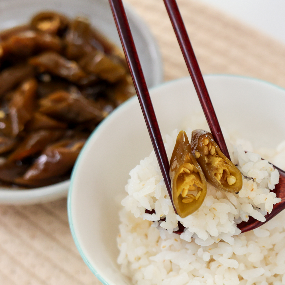 삭힌고추 간장고추장아찌 국산 간장고추지 안매운 절임 성도집 1kg, 1개 이미지 6