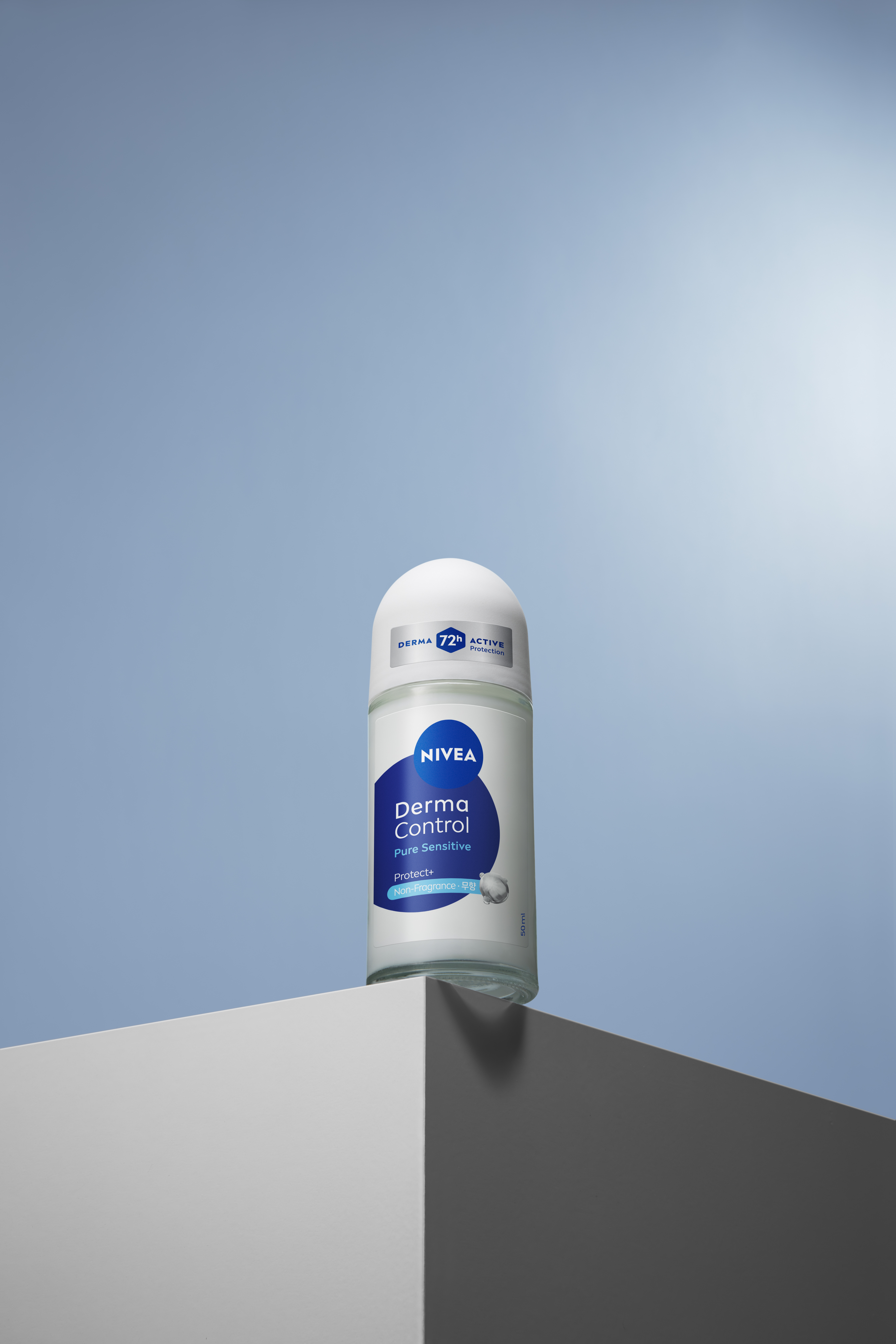니베아 데오드란트 롤온 더마 컨트롤 퓨어 센서티브 무향 50ml, 3개 이미지 4