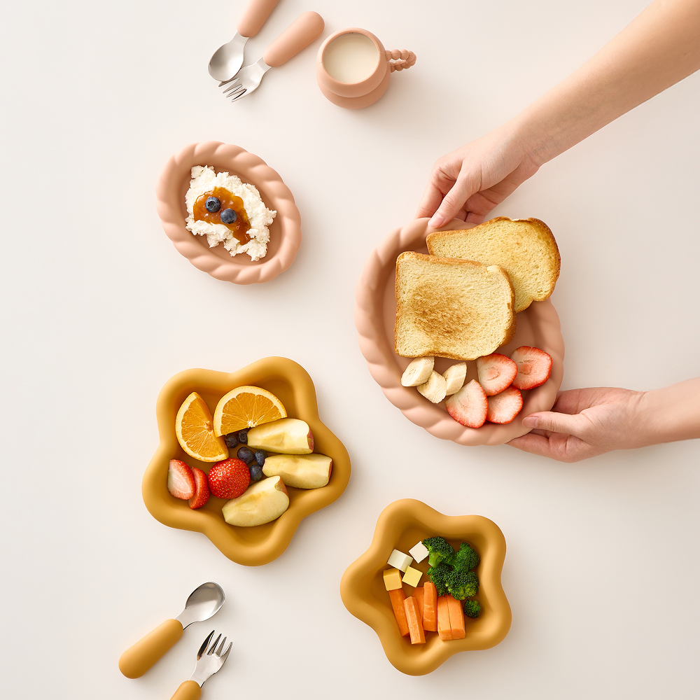 스탠다드145 [1+1] 실리콘 유아 식기 트위스트 4종세트 + 트윙클 3종세트 플레이트 볼 스푼 포크 컵