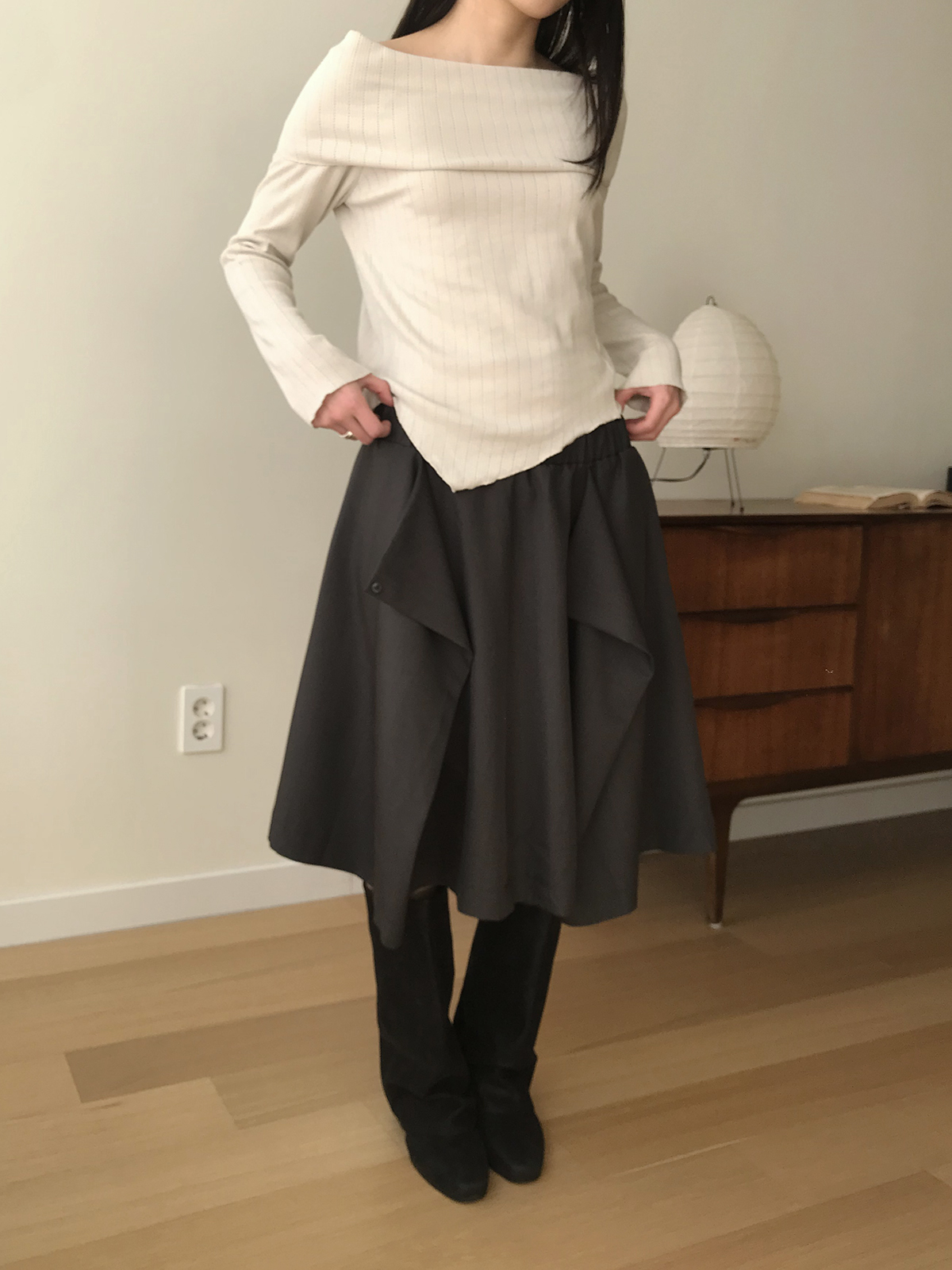 [미엔느] lush curve midi skirt / 러쉬 커브 미디 스커트 (2col) 상세 이미지 9