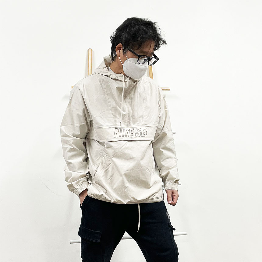 나이키 SB 남여공용 루즈핏 바람막이 아노락 스케이트 보딩 자켓 FV7344-104 - 상세 이미지 5