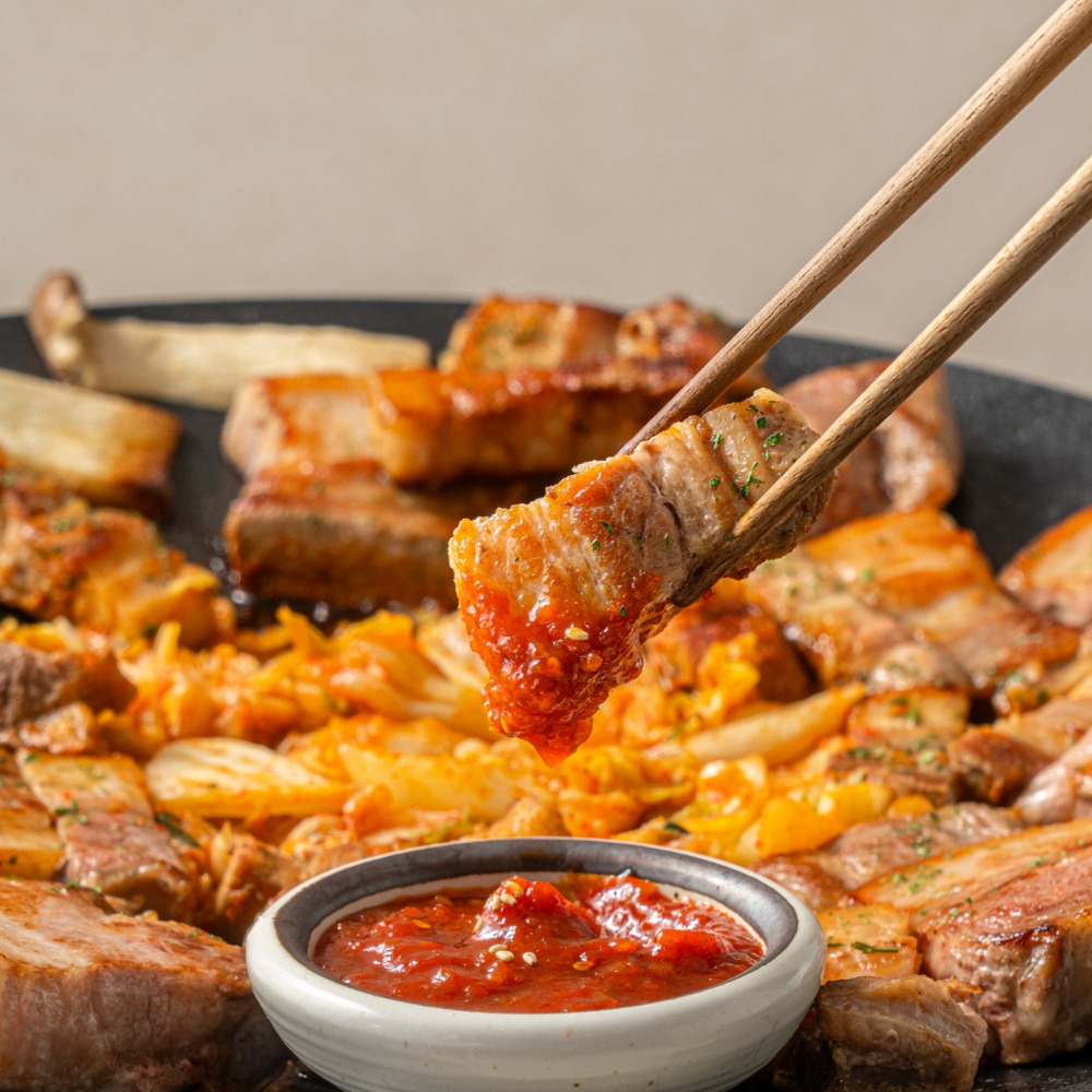 통삼겹 1kg 벽돌삼겹살 에어프라이어 오븐구이 수육용 - 상세 이미지 2
