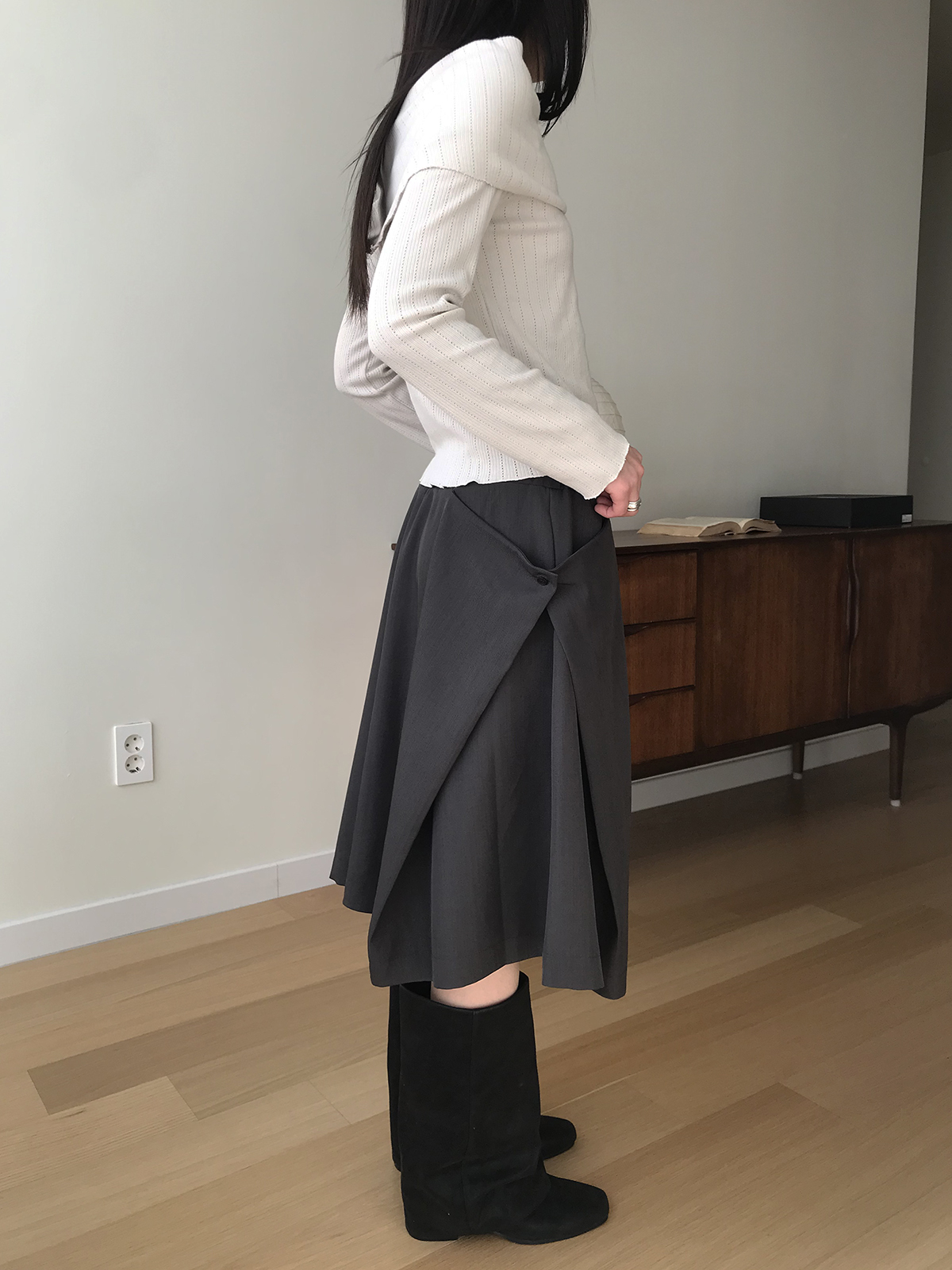[미엔느] lush curve midi skirt / 러쉬 커브 미디 스커트 (2col) 상세 이미지 13