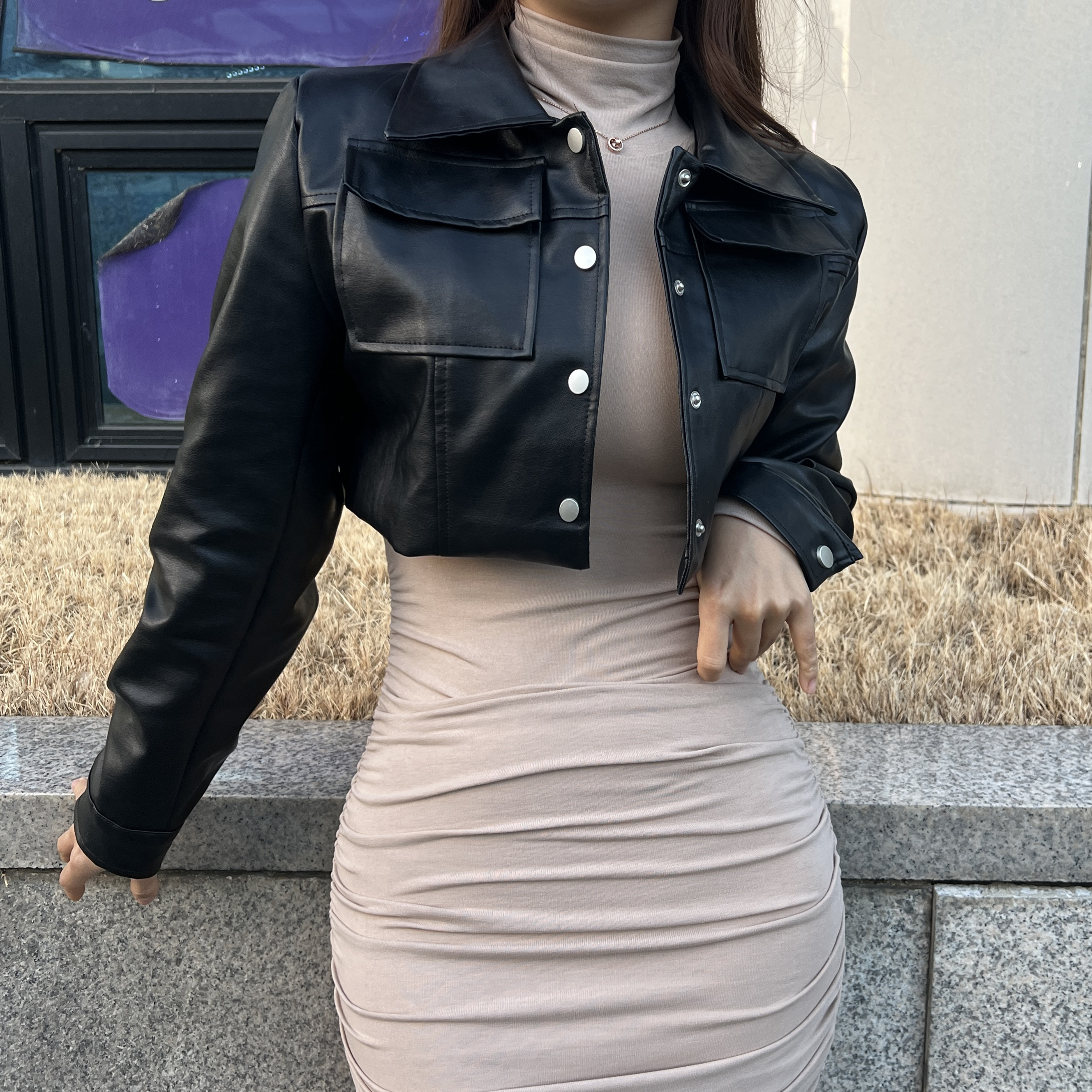 라이 크롭 셔츠 카라 라이더 레더 가죽 숏자켓 - 상세 이미지 4