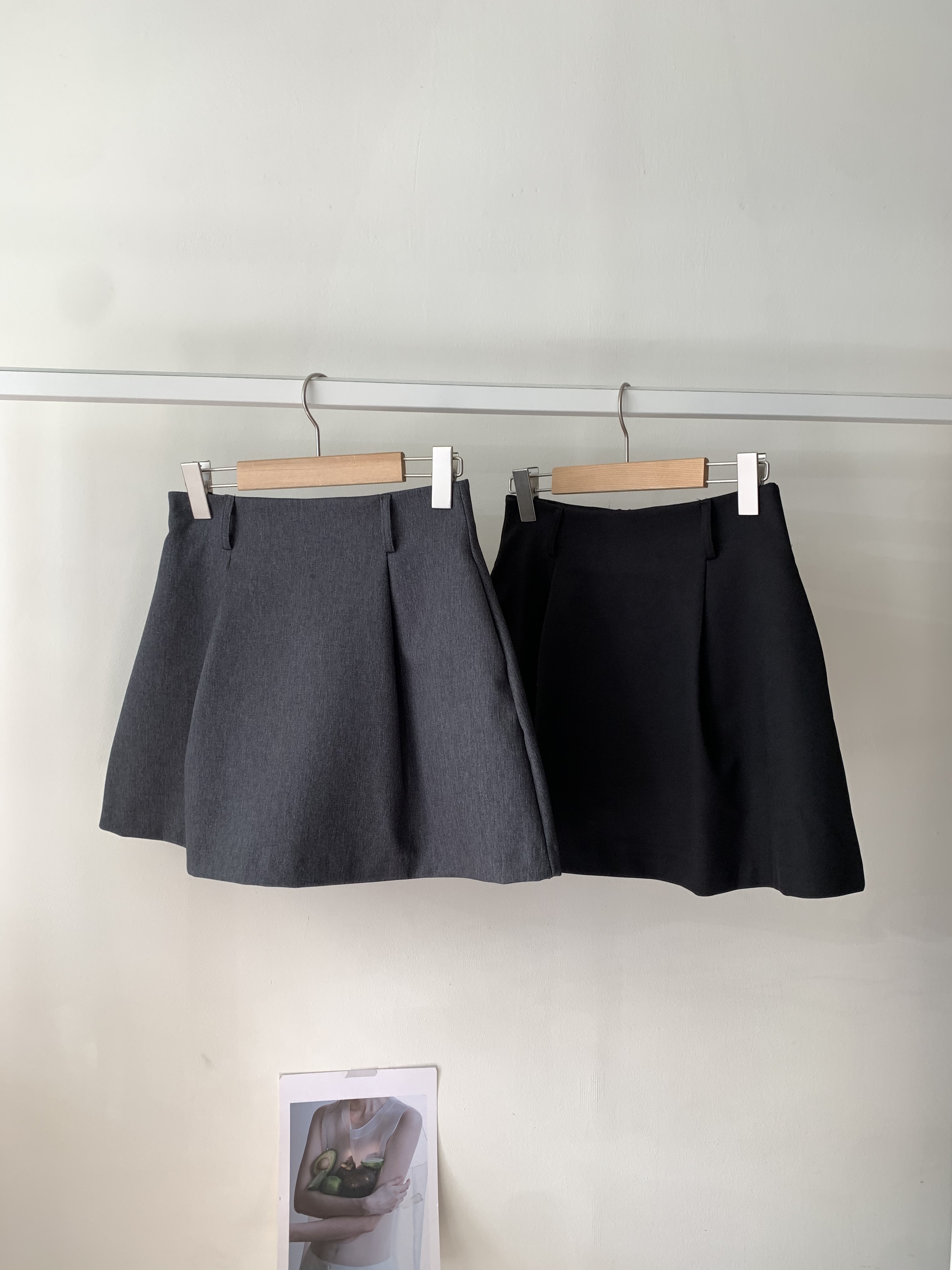 라붐 벌룬 핀턱 미니 스커트 2color 상세 이미지 2