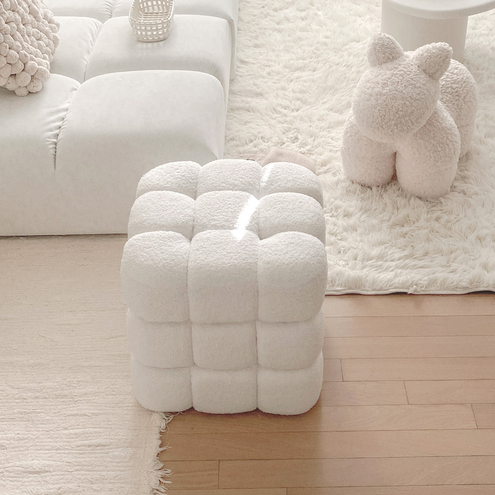 피카소 포포스툴 화이트 부클레 화장대 보조의자 사각 인테리어 풋스툴