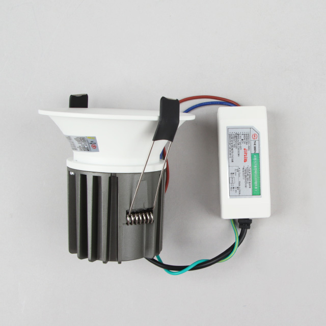 더쎈 LED 다운라이트 델링 9cm(4인치) COB 12W 움푹 슬림테 매입등 플리커프리 매립등 - 상세 이미지 3