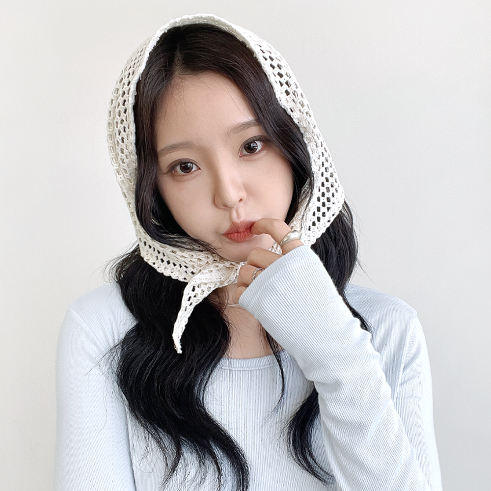 린 펀칭 니트 뜨개 헤어커치프 여성 휴양지 봄 여름 스카프 보넷 삼각 두건 - 상세 이미지 2