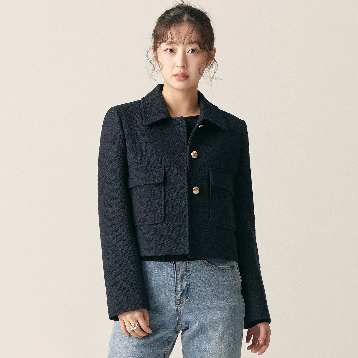 로엠 조직감 카라 숏 자켓 RMJKF12R13 - 상세 이미지 2