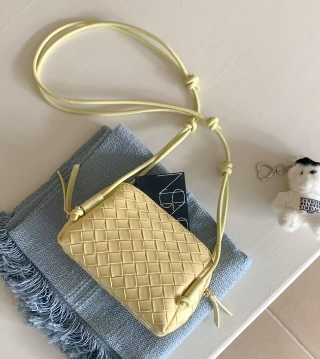 스퀘어 가죽 메쉬 위빙 미니 크로스백 데일리 여행 핸드폰가방