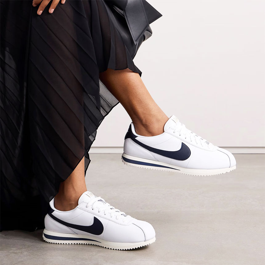 나이키 우먼스 코르테즈 레더 올림픽 여성 런닝화 스니커즈 HJ9343-100