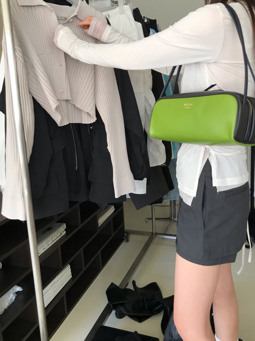 [블랙S당일] 위아 콜린 스커트 울 무지 레이어드 H라인 미니 치마 바지 2color 상세 이미지 12