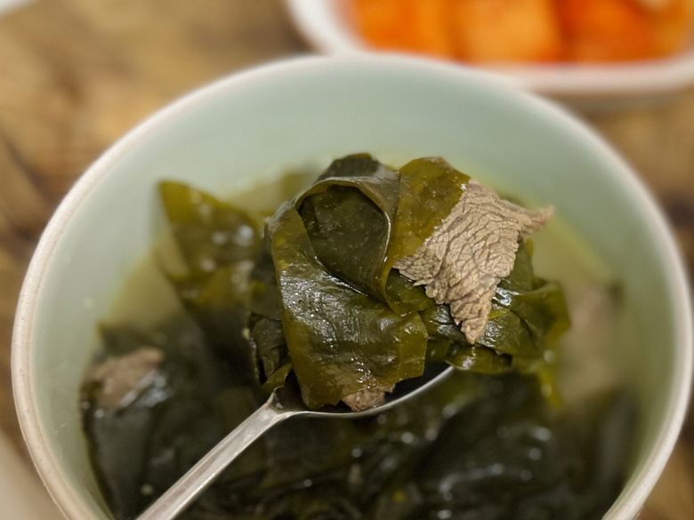 자연산 돌미역 물미역 국내산 해녀 1kg 100g - 상세 이미지 2