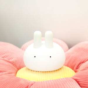 어리롭다 몰랑토끼 LED 무드등 침실등 수면등 솔직 후기 | 실제 배치 사진 포함 - 상품 이미지 3