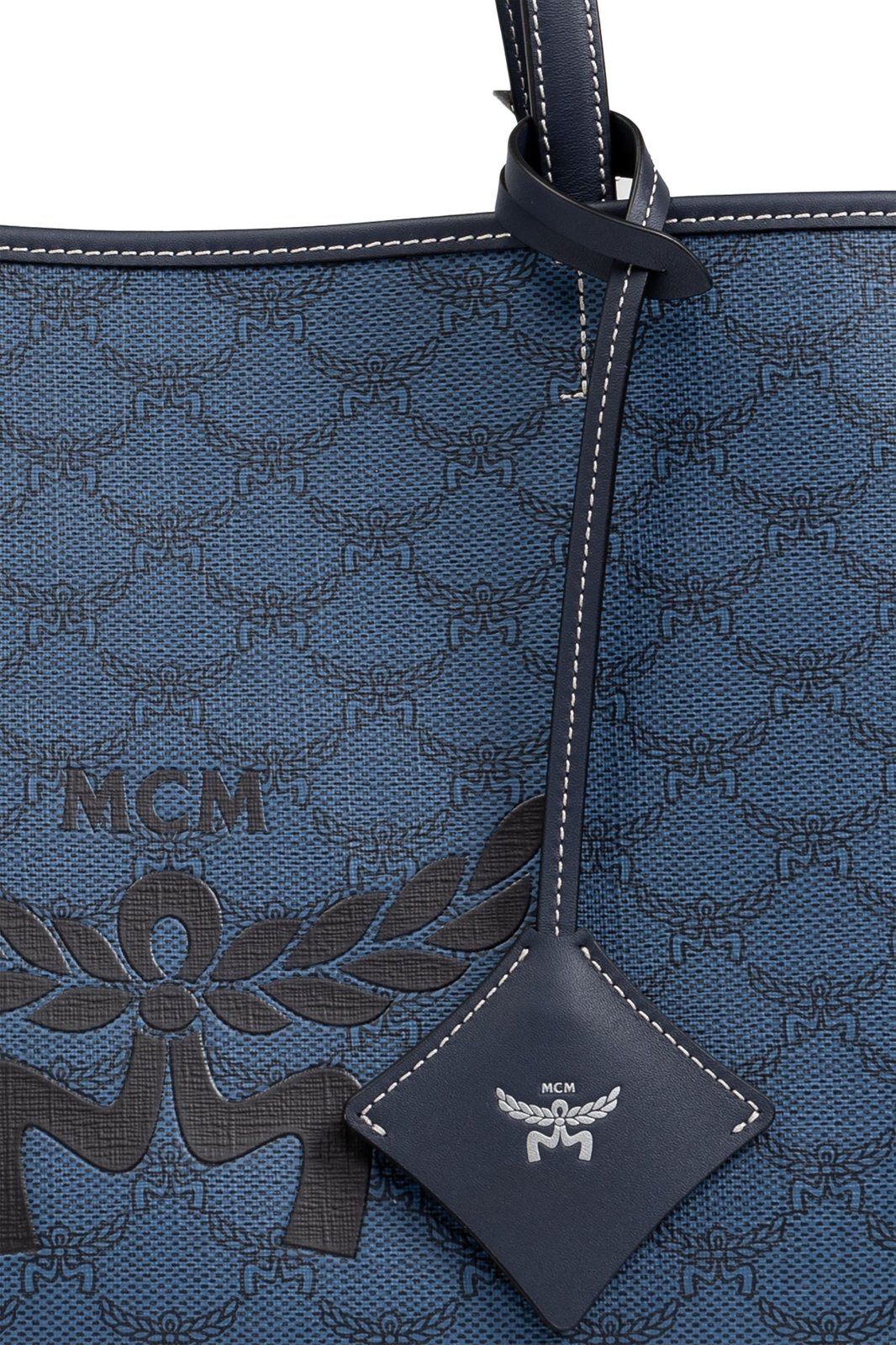 MCM  미디엄 Himmel Lauretos 탑 핸들 백 : 디벨라샵
