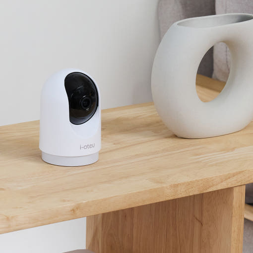 아이오트 4K Pro 회전형 홈캠