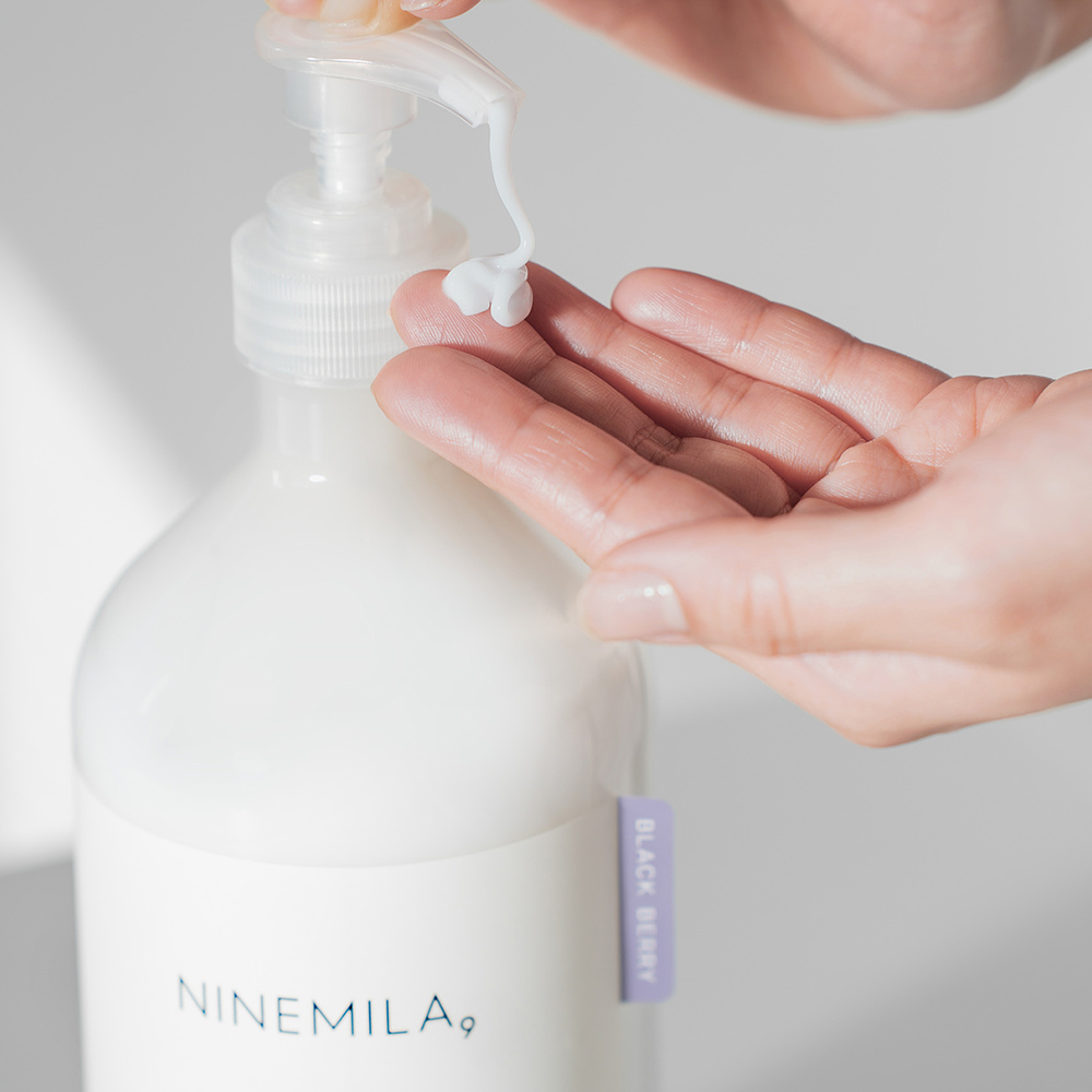 나인밀라 퓨어 히노끼 비건 바디 로션 1000ml 향좋은 고보습 등드름 크림 대용량 퍼퓸 - 상세 이미지 4