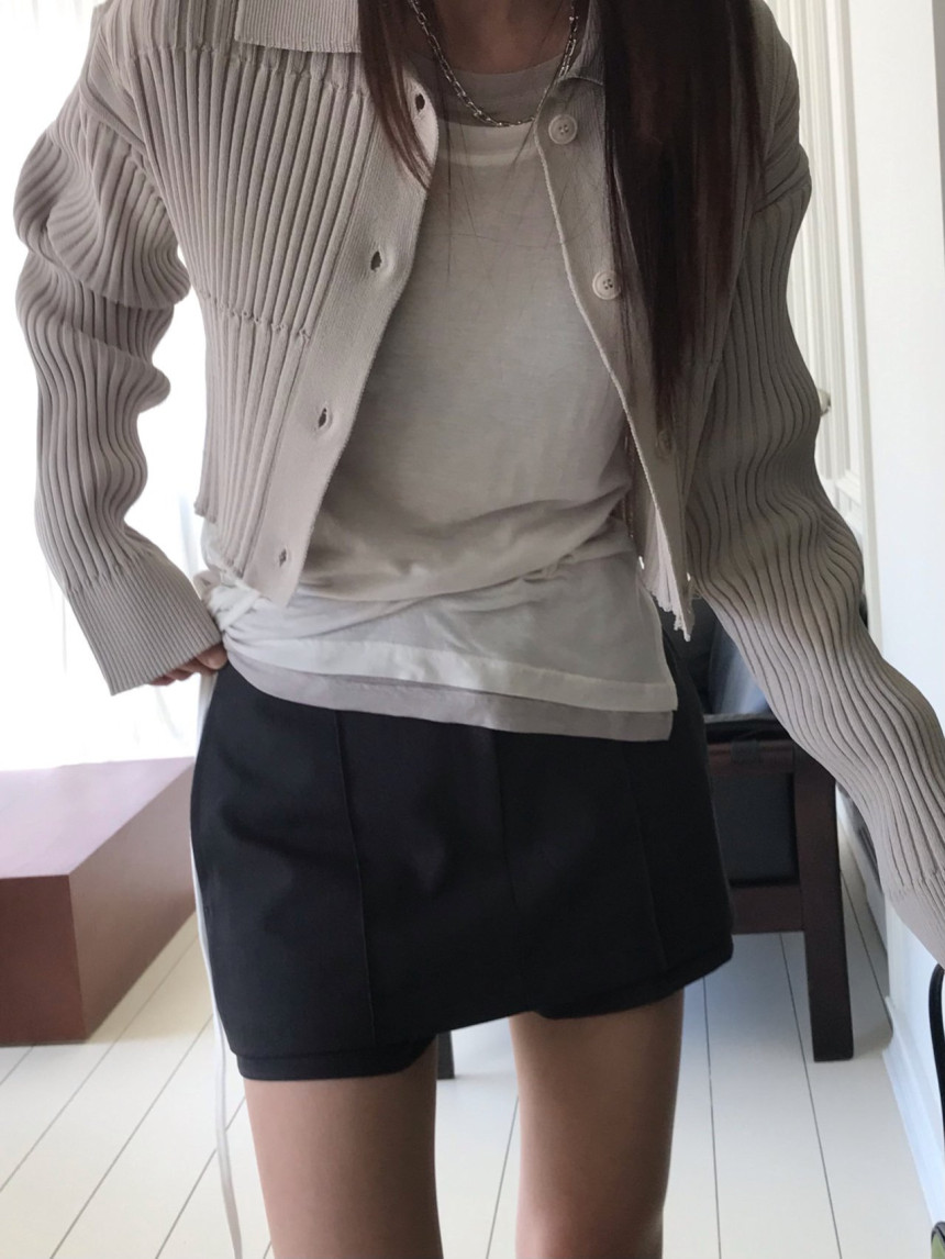 [블랙S당일] 위아 콜린 스커트 울 무지 레이어드 H라인 미니 치마 바지 2color 상세 이미지 6