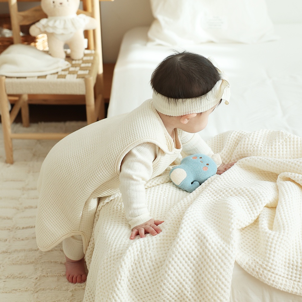 마롤로뜨 아기 수면조끼 신생아 3중거즈 간절기 겨울 사계절 유아 잠옷 뱀띠 베이지