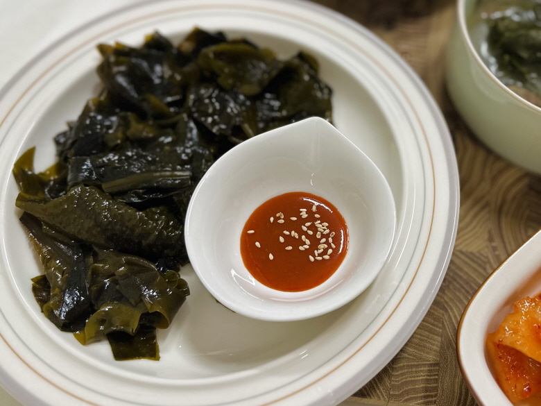 자연산 돌미역 물미역 국내산 해녀 1kg 100g - 상세 이미지 3