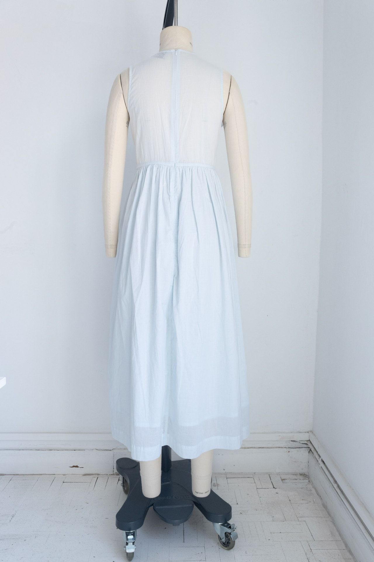 타이니코튼 로맨틱 민소매 보일 롱 원피스 SS25-610L19 ONE COLOR - 상세 이미지 5