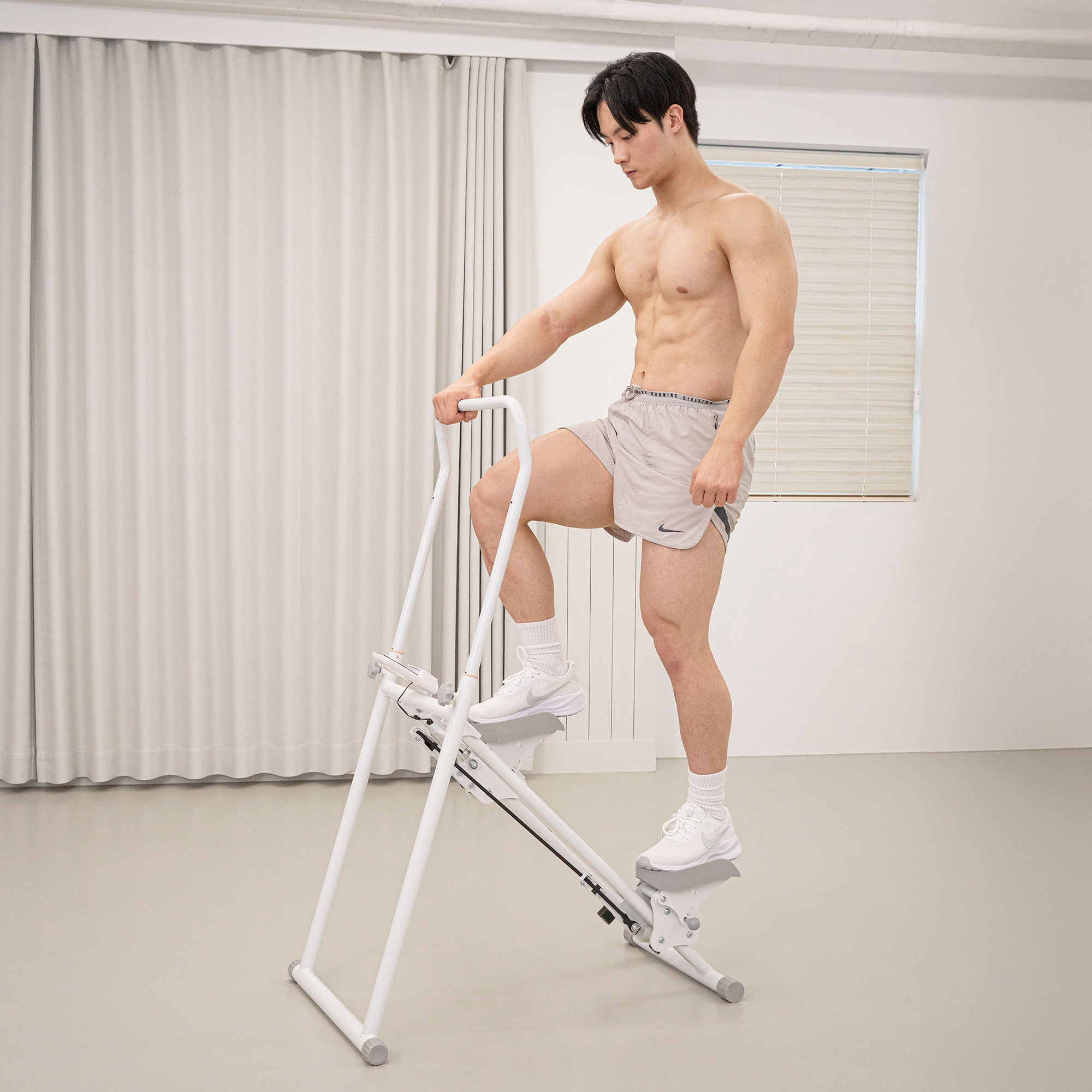 아이언빅 천국의계단 스텝퍼 스텝밀 가정용 실내 하체 운동기구 오르기 - 상세 이미지 3