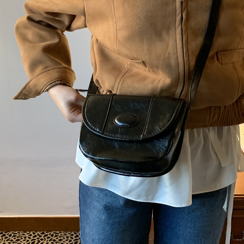 반달백 유럽여행가방 미니크로스백