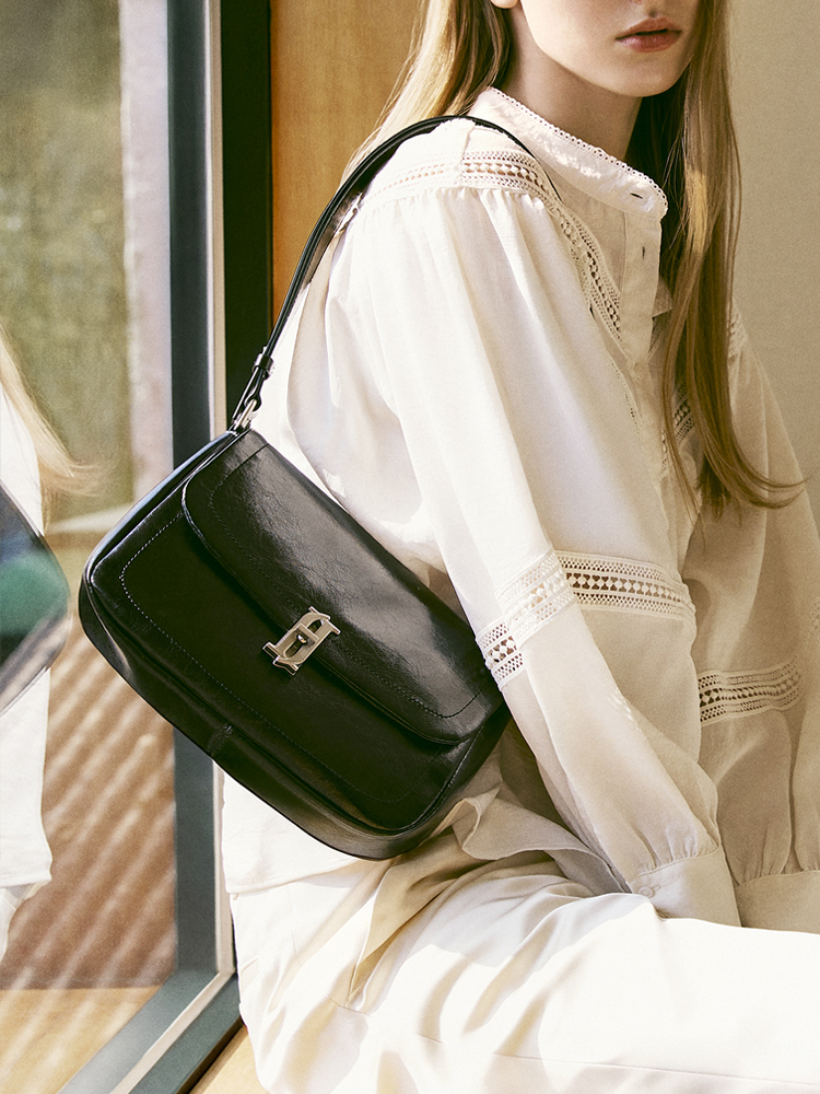 [N배송]제이에스티나 GINO SM 크로스 BK (JHNCHE5BS913BK980)