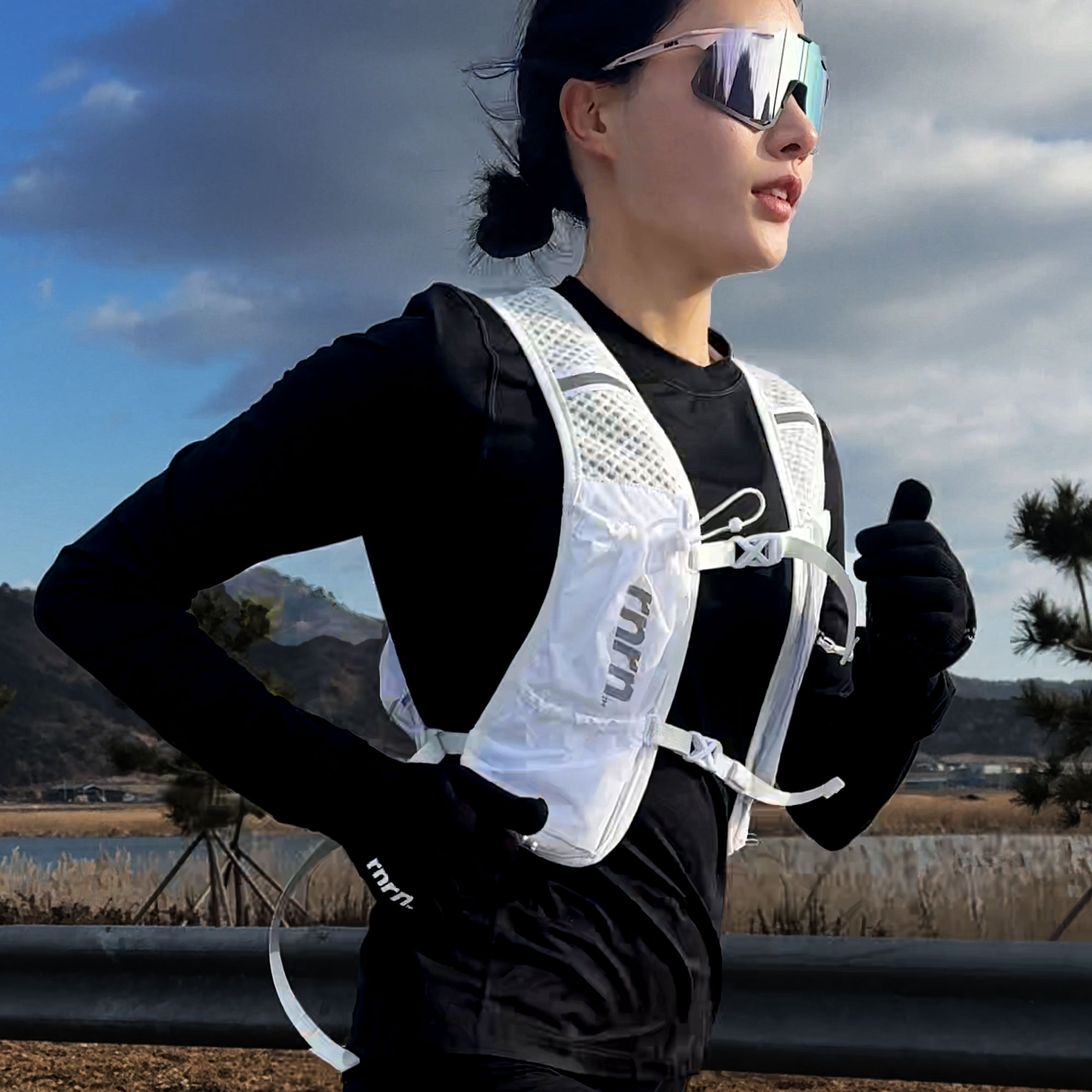 rnrn 러닝조끼 베스트 트레일 등산 런닝 마라톤 경량 가방 제품 이미지