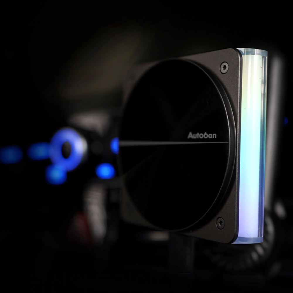 오토반 비트투 Qi2 차량용 맥세이프 무선 충전기 자석 거치대 소리반응LED 아이폰 갤럭시