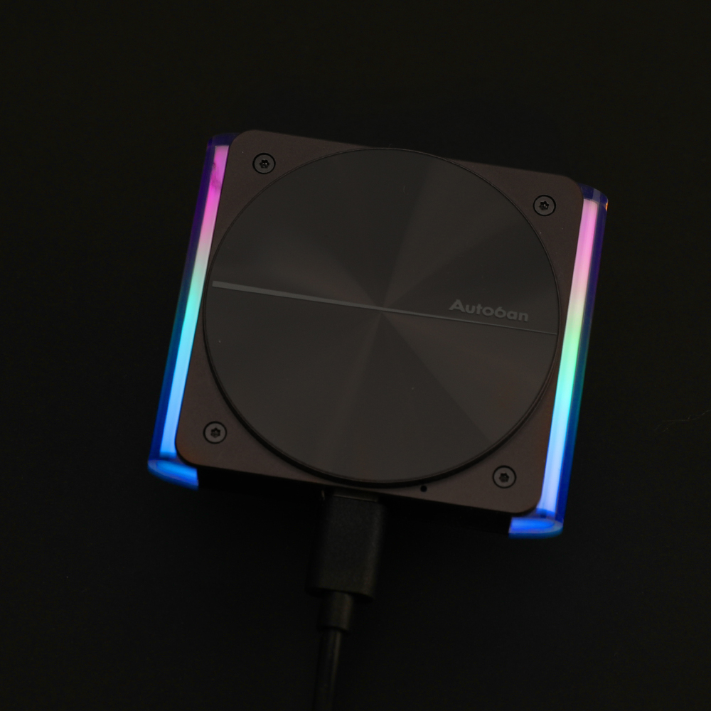 오토반 비트투 Qi2 차량용 맥세이프 무선 충전기 자석 거치대 소리반응LED 아이폰 갤럭시