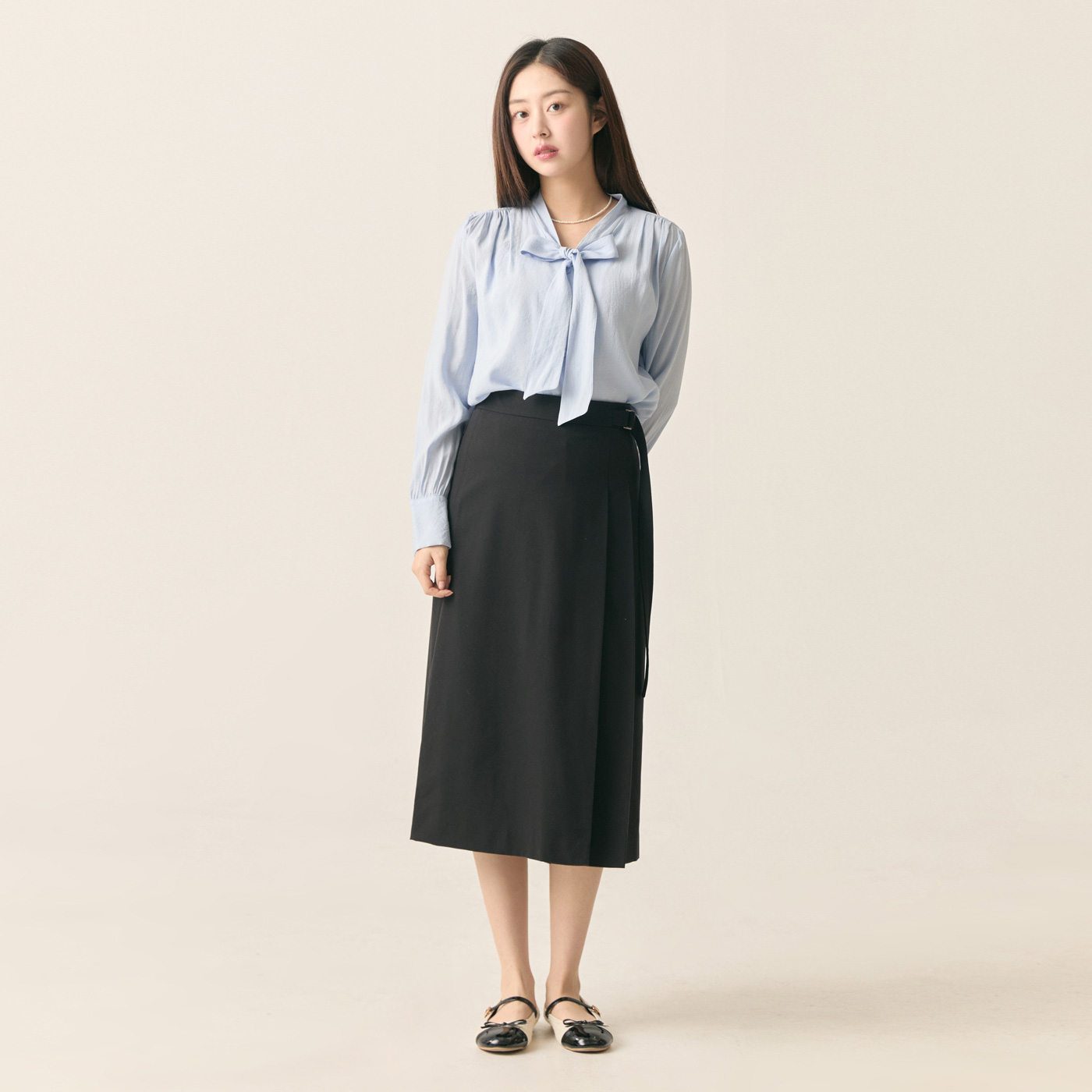 로엠 플리츠 롱 스커트 RMWHF23R11