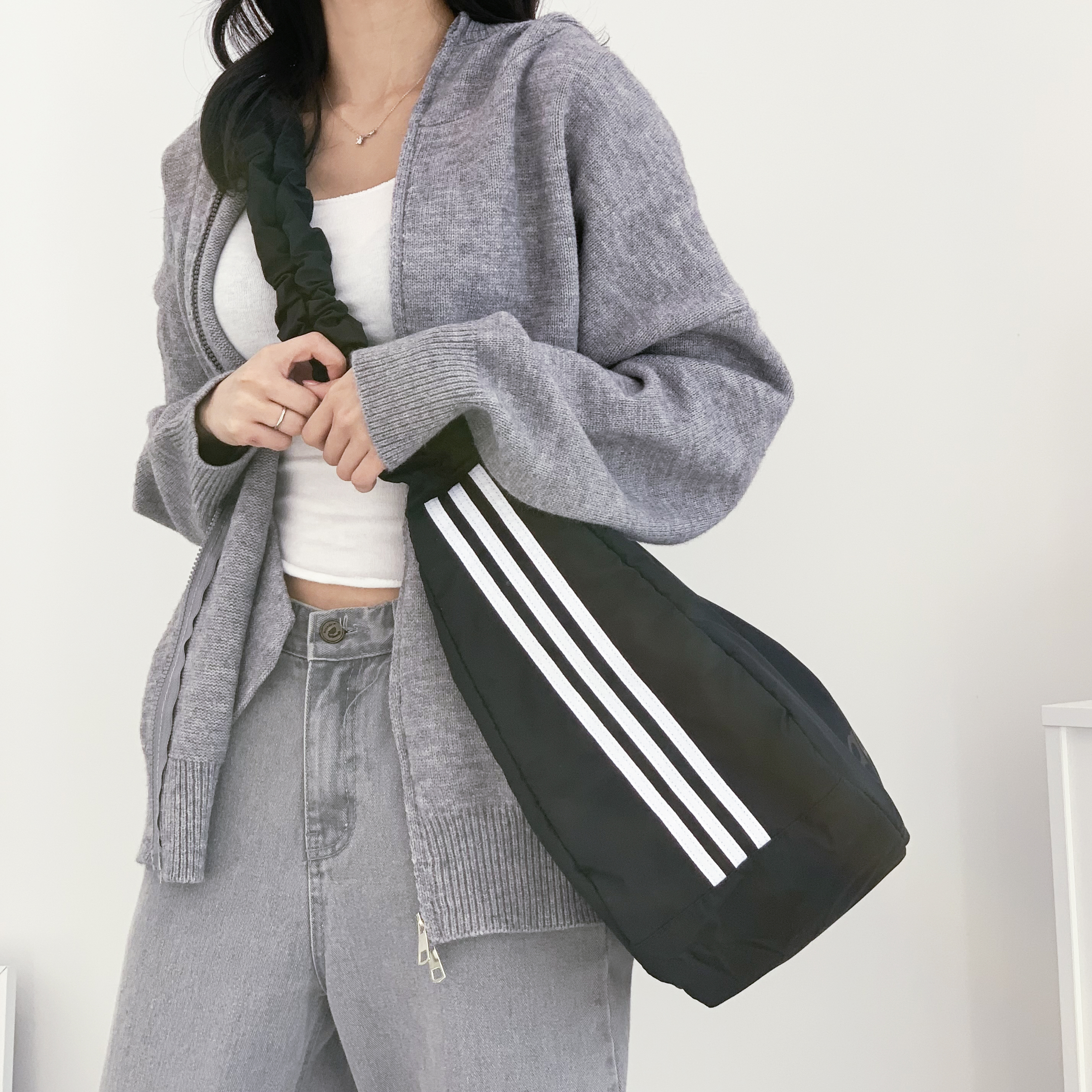 아디다스 셔링 숄더백 보부상 곱창가방 블랙 미니 레귤러 라지 JP0144 JP0145 JP0146 이미지 6