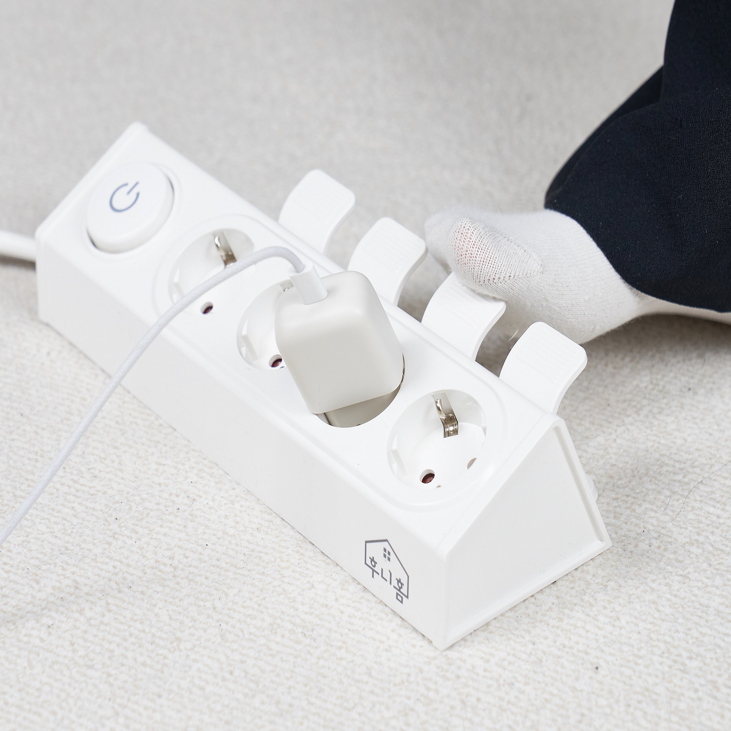 멀티탭 누르는 고용량멀티탭 4구 클릭탭 푸시탭 후니홈 1.5M