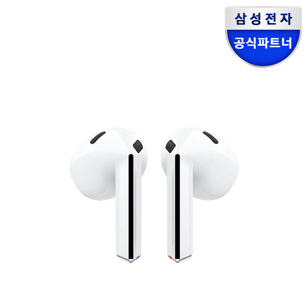갤럭시 버즈3 착용 모습