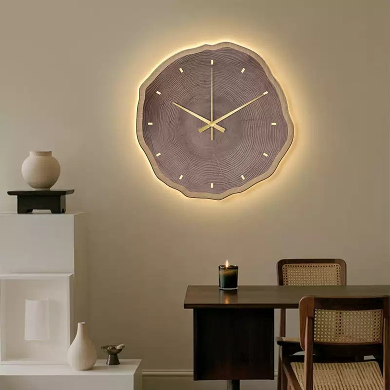 나무결 독특한 디자인 LED 조명시계 아날로그 거실벽시계 우드벽시계 거실 벽걸이 무소음 시계 : 밍이직구