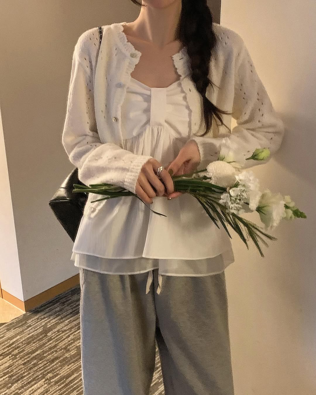 [나오자마자 매장 1등] 오버무드 스카시 펀칭 레이어드 러블리 물결 가디건 3color 상세 이미지 3