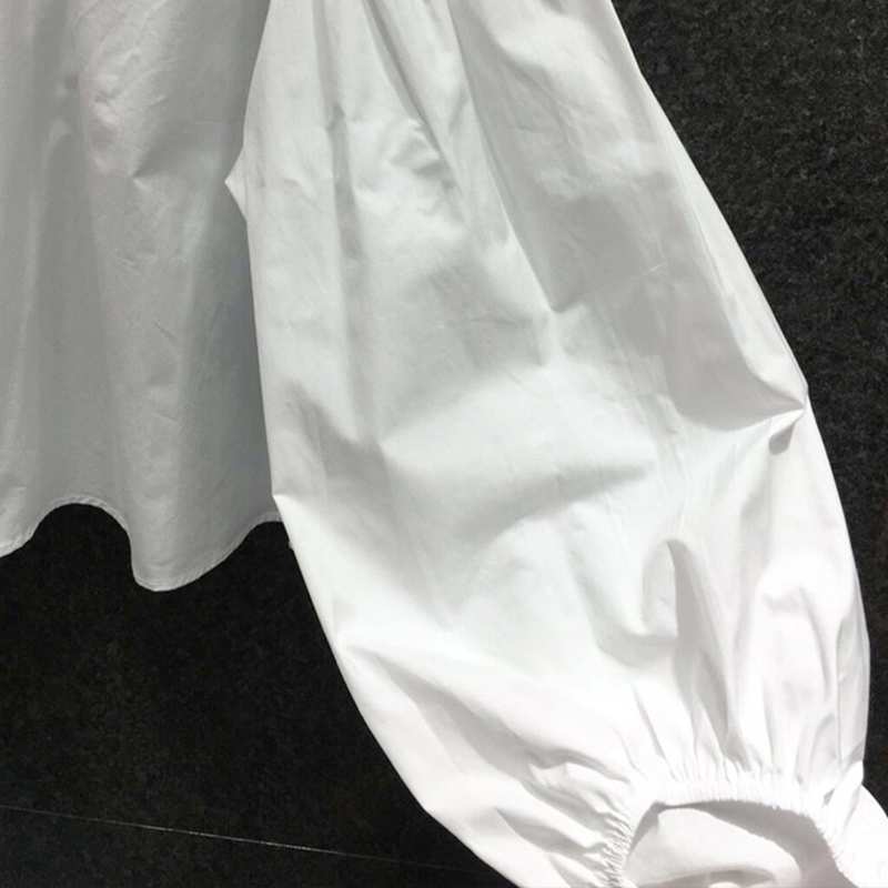 화이트블라우스 루즈핏 벌룬 퍼프소매 단추장식 심플 데일리 여성스러운블라우스 - 상세 이미지 5