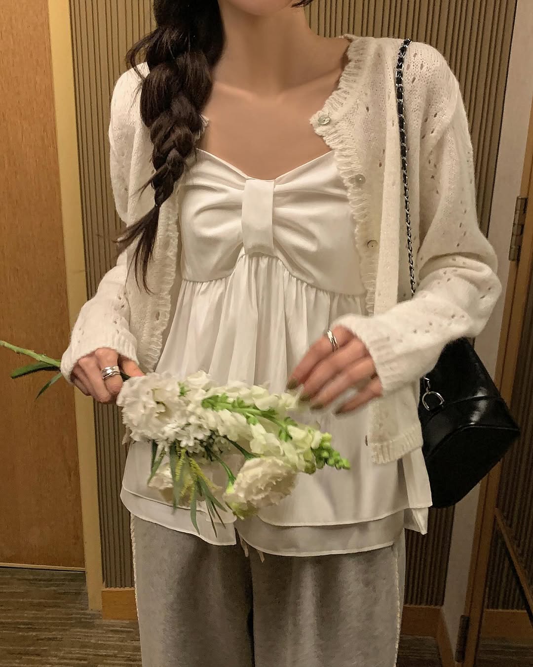 [나오자마자 매장 1등] 오버무드 스카시 펀칭 레이어드 러블리 물결 가디건 3color 상세 이미지 11