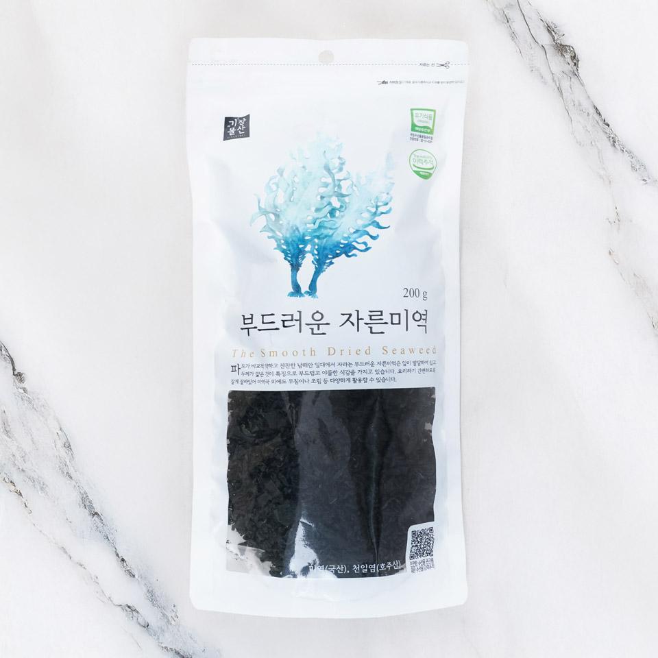 메가마트 기장물산 부드러운 자른 미역 200g - 메인 이미지