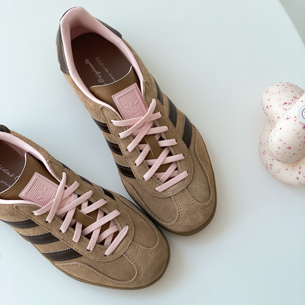 아디다스 가젤 인도어 리본 모카 무스 브라운