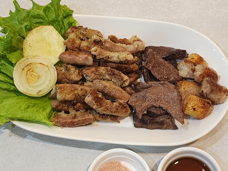 한우 곱창 모듬 염통 대창 1kg - 메인 이미지