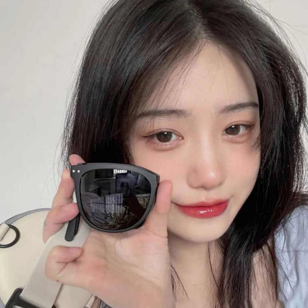 편광 접이식 선글라스 뿔테 폴딩 선글라스 가죽 파우치 포함 - 상세 이미지 3