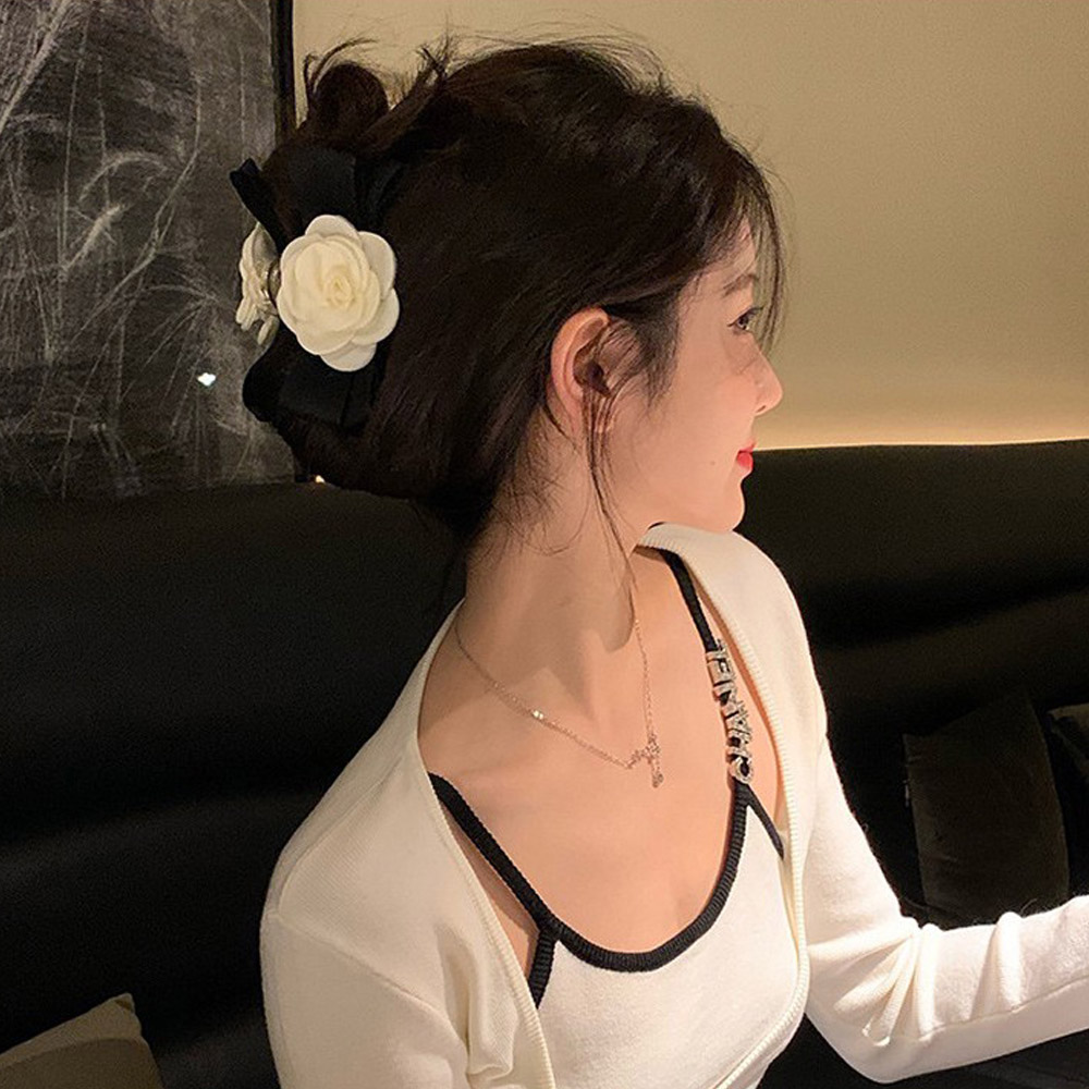 장미 화이트 헤어 집게핀 집게 올림머리 플라워 긴 단발 제니 왕 집게 청순 - 상세 이미지 2